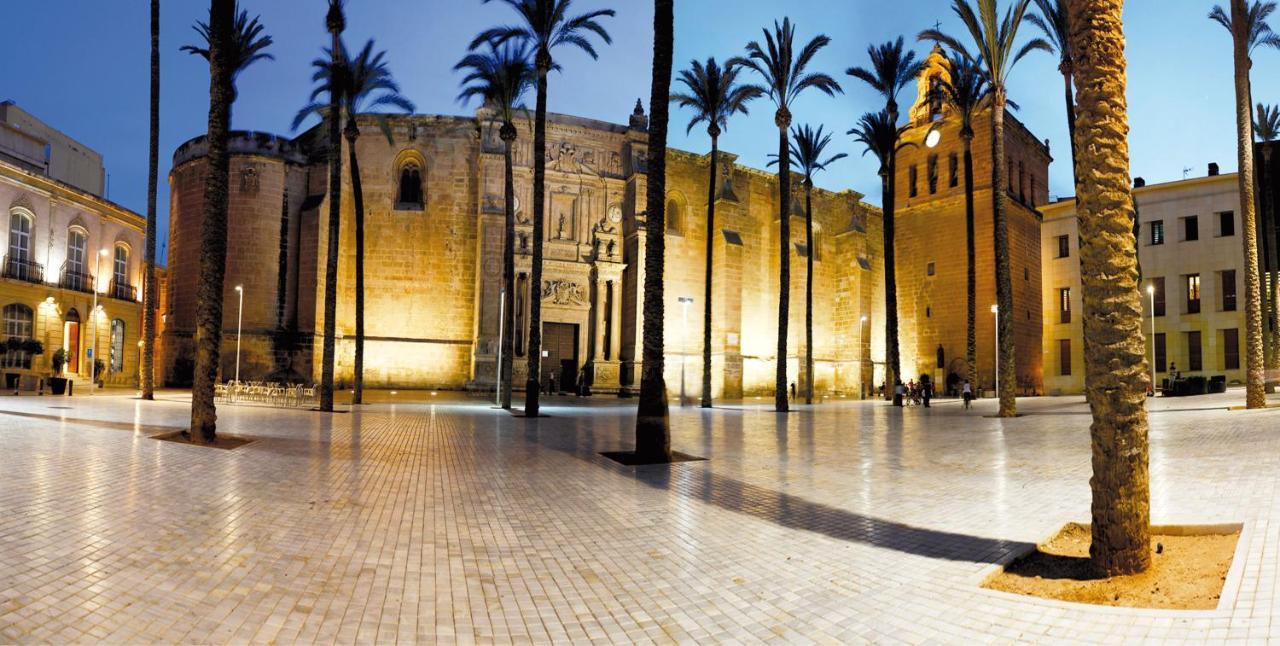 Catedral Almeria Hotel ภายนอก รูปภาพ